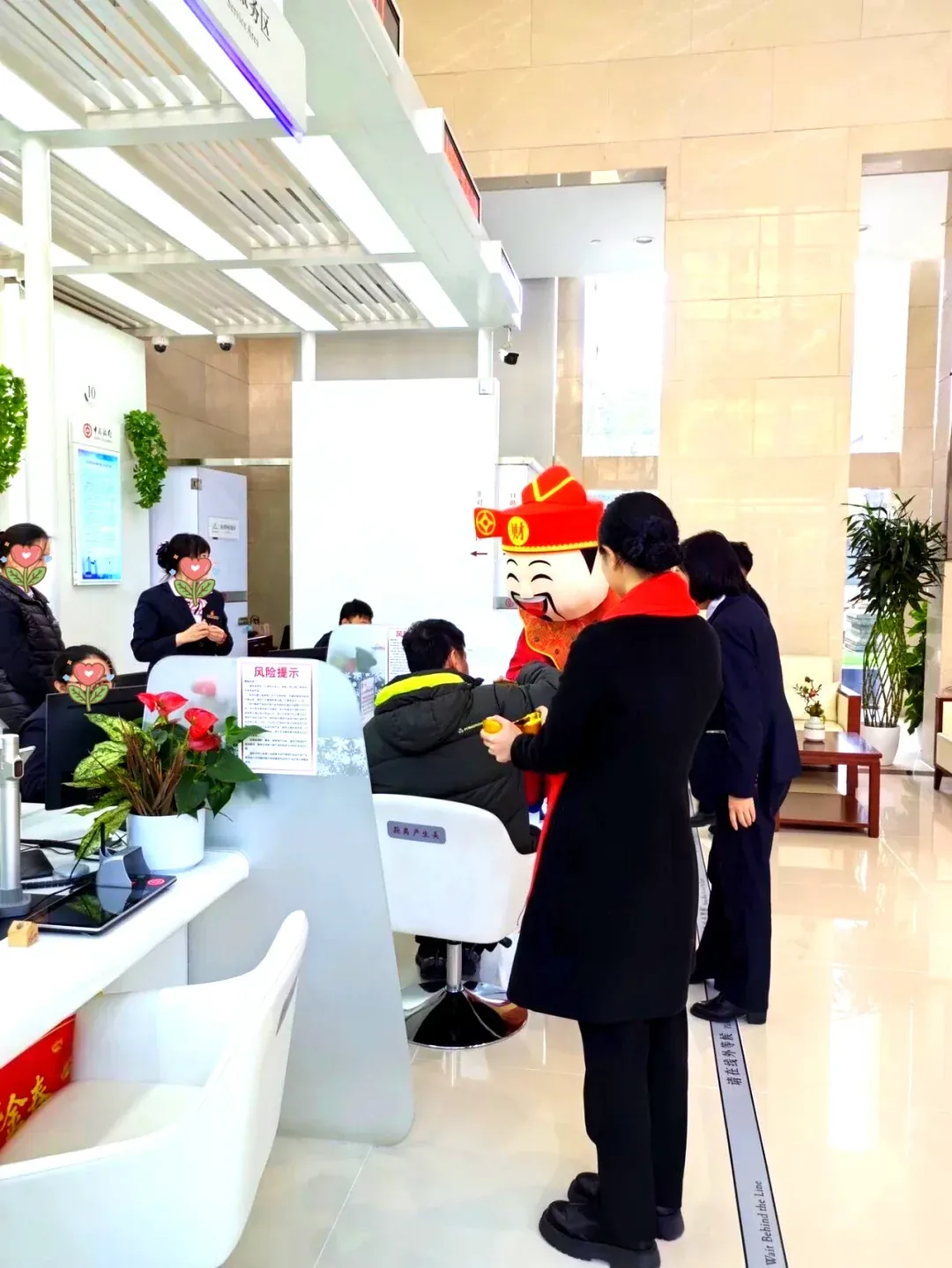 南北大堂·财神迎门YONGGUI CENTER.